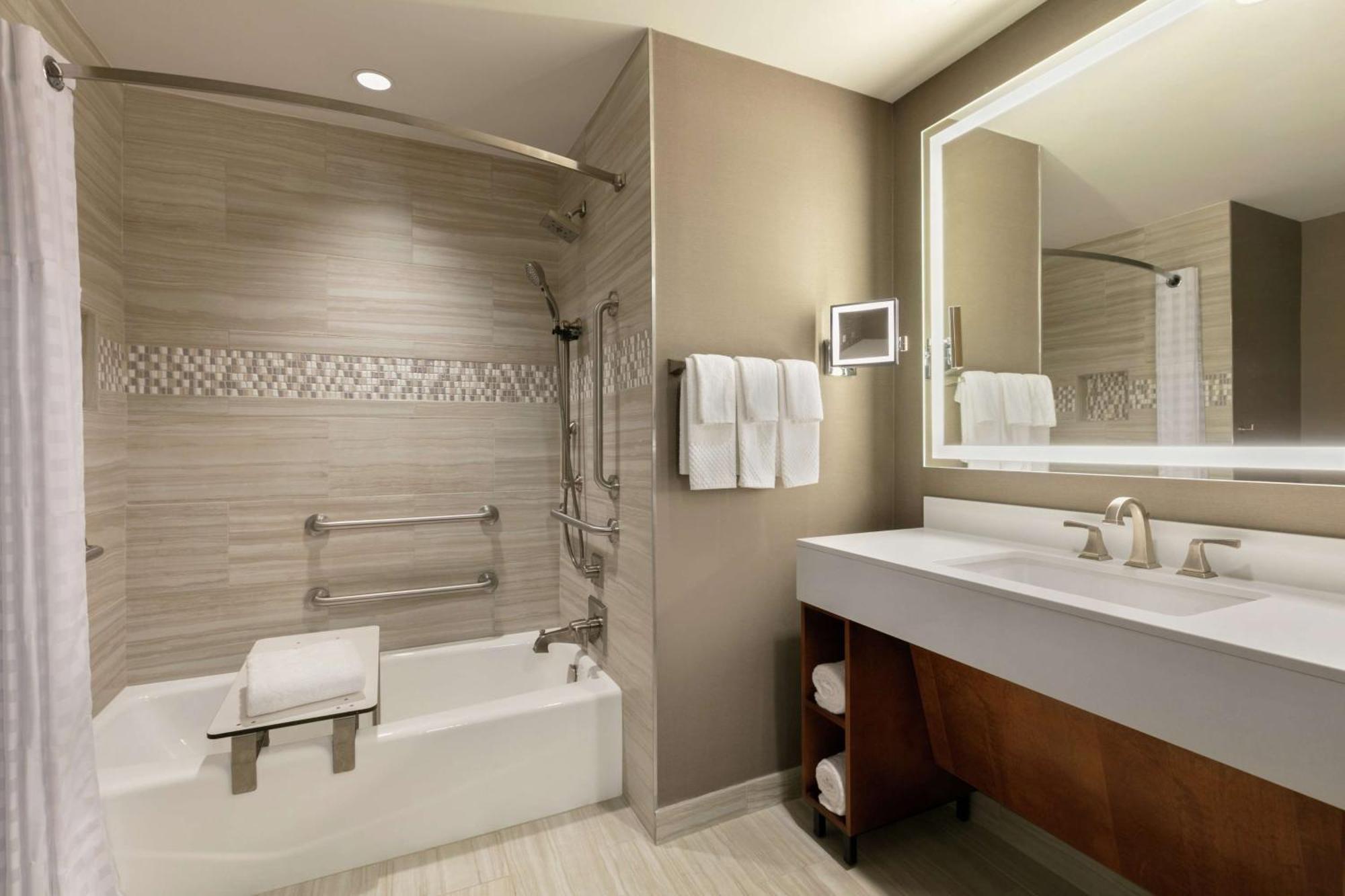 Embassy Suites By Hilton Berkeley Heights Экстерьер фото