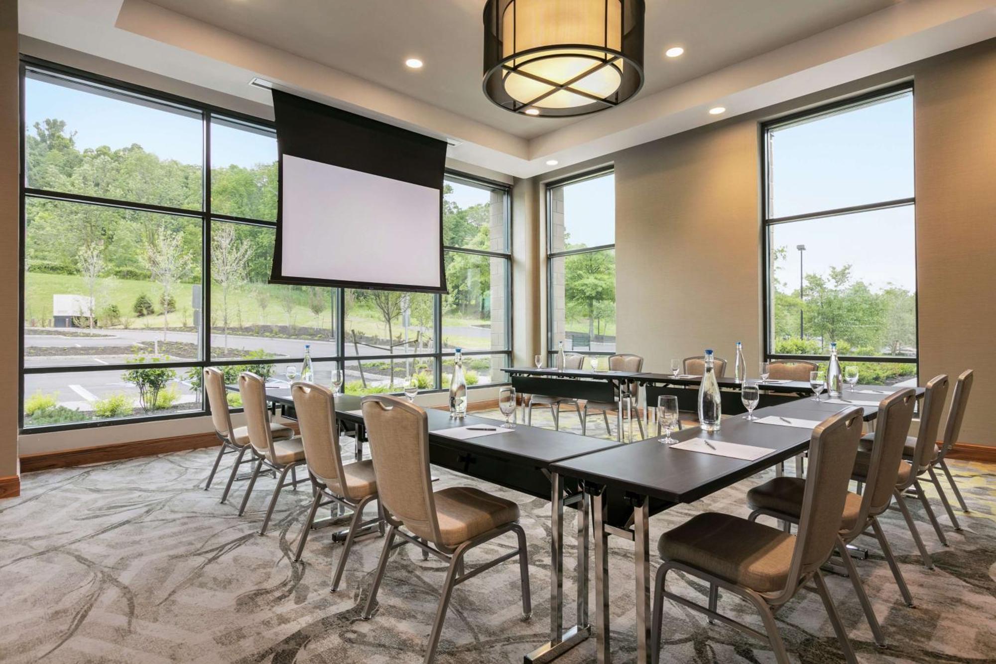 Embassy Suites By Hilton Berkeley Heights Экстерьер фото
